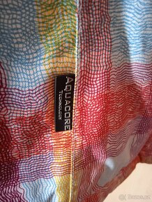 Dámská zimní značková bunda - 4