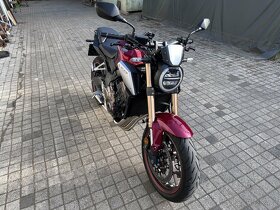 Honda CB650R - 4