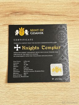 Stříbrná pozlacená mince Assassins - Knights Templar 2 Oz - 4