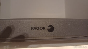 lednice s odděleným mrazákem FAGOR - 4