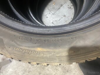 235/50R19 1400Kč - 4