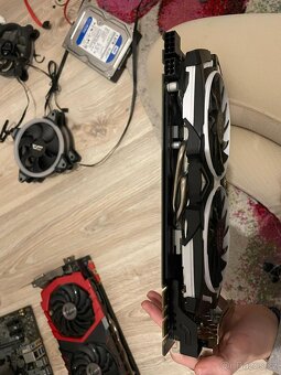 MSI GeForce GTX 1070 Ti ARMOR 8G - 4