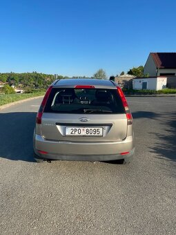 Ford Fiesta - 4