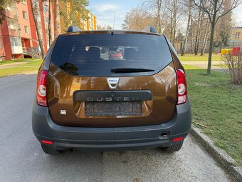 Dacia Duster 1.6 benzín 77kW rok 2011 jen 129tkm - 4