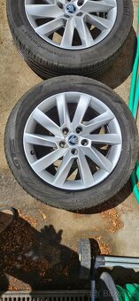Alu kola Škoda Superb Stratos r17 215/55 - 4