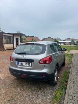 Vyměním Nissan qashqai 1.5 nafta 202 . Tisíc najeto - 4