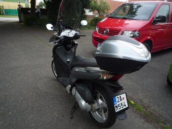 Honda SH 125i r.v. 2012 - 4