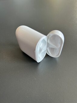Apple Airpods 2 - 2024 - 4