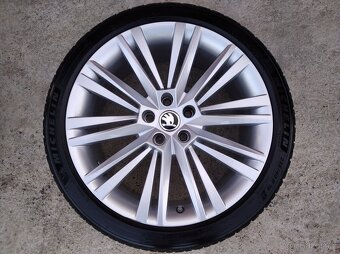 Prodám orig. alu zimní sadu 19" Škoda Superb III - 4