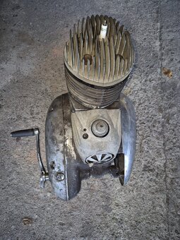 Motor Jawa 250/353 r.v. 1955. - 4