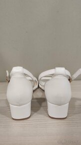 Bílé sandálky Jenny Fairy, vel. 37 - 4