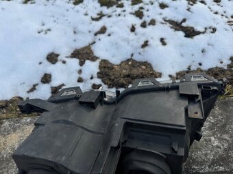 Přední pravé světlo BMW E46 - 4