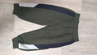 Softshellové kalhoty + kalhoty/tepláky na vel. 92/98 - 4