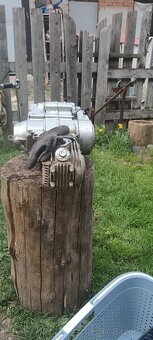 Prodám motor 125 - 4