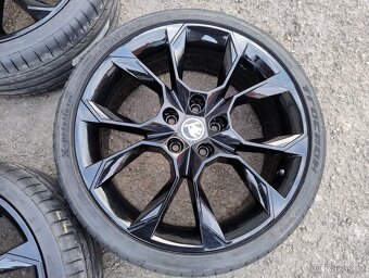 Letní sada org. Škoda EXTREME 19" - 5x112 - 225/35/19 - 4