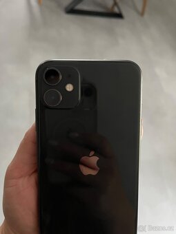 iPhone 11 - 4