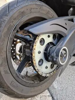 Gilera GP 800.   2010.  41000 km - 4