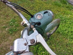 Jawa Jaweta 551 - 4
