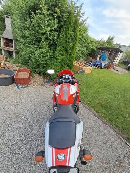 Yamaha yzf r6 - 4