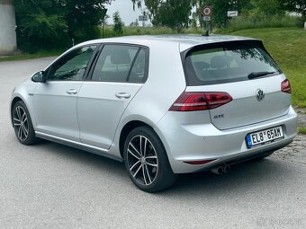 VW Golf GTE - 4