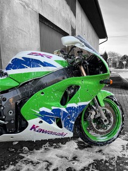 Kawasaki ZXR-750L - 4