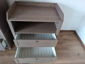 Skříň a komoda IKEA - 4