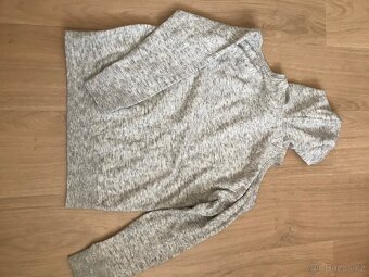 Dívčí šedobílá mikina  Abercrombie Kids, vel. 11/12 let - 4