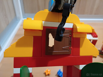 LEGO DUPLO velký farmářský set. - 4