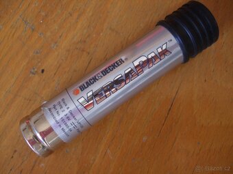 AKU RUČNÍ VYSAVAČ BLACK&DECKER - 4