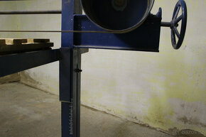 Truhlářská pásová bruska na dřevo - 4