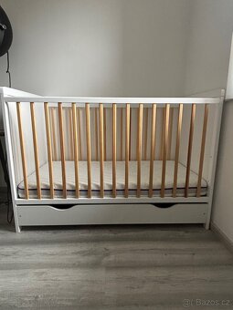 Dětská postýlka se šuplíkem + 2 matrace - 4