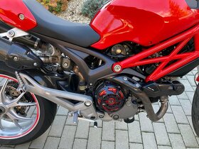 Ducati Monster 1100 - 4