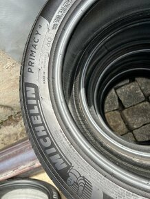 215/55/17 94V letní pneu Michelin R17 - 4