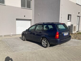 Ford Focus 2004 - 4