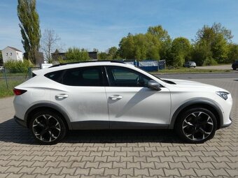 Cupra Formentor VZ TSI 180kw e-hybrid/LED/DCC/Keyless/sport - 4