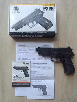 Sig Sauer P226 CO2 blowback airguns - 4
