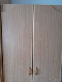 Šatní skříň - 4