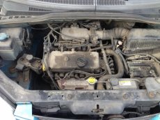 Hyundai Getz 1,4i 16V 2003 60kW - jen díly - 4