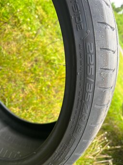 Nokian Powerproof 225/35 R19 - 4