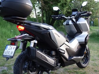Honda ADV 350 - 4