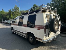 Ford Econoline E-150 5.8L V8 rok 1989 - 4