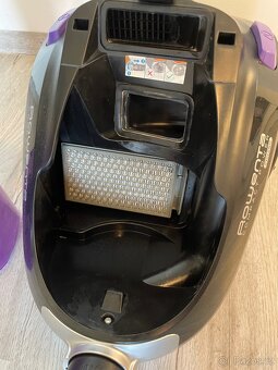 Vysavač Rowenta RO3759EA Compact Power Cyclonic - 4