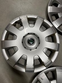 KRYT KOLA 7JX16 RIF ORIGINAL Škoda - poklice - 4