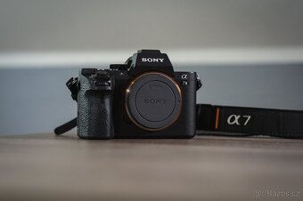 Sony A7 II (full-frame bezzrcadlovka) - 4