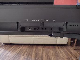 piano Yamaha P125B - 4