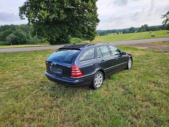 Mercedes Benz C220 CDI,110 kw,r.v.2005,tempomat,digitalni kl - 4