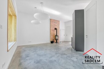 Rezidence Stará škola - Pronájem nadstandardního bytu 3+kk s - 4