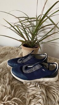 Dámské sneakersy Geox vel.41 zdobené zirkony - 4