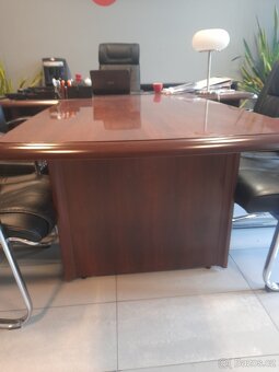 Kancelářský stůl - 4