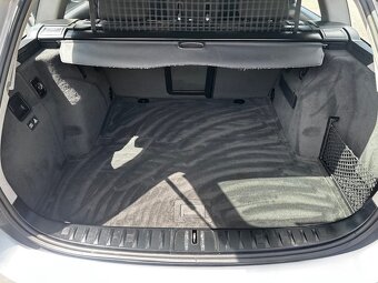BMW e91 318 D touring, r.2010, STK, automat, klima - 4